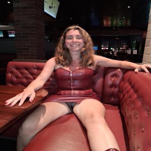 Maryland MILF Sydney Keplinger Public Exhibitionist