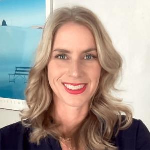 Amanda Abell