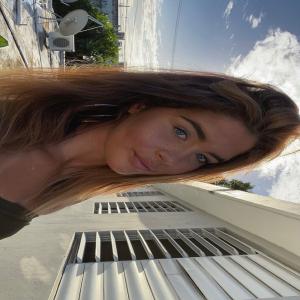 She is beautiful msvrissy1