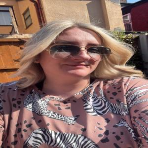 Scouse slut Jacqui from Aintree, Liverpool. Anyone know her?